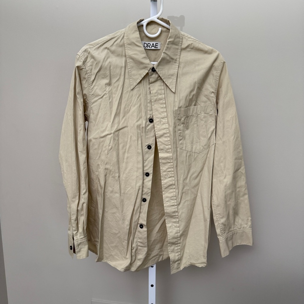 DRAE Beige Button-Up Shirt from Korea size M